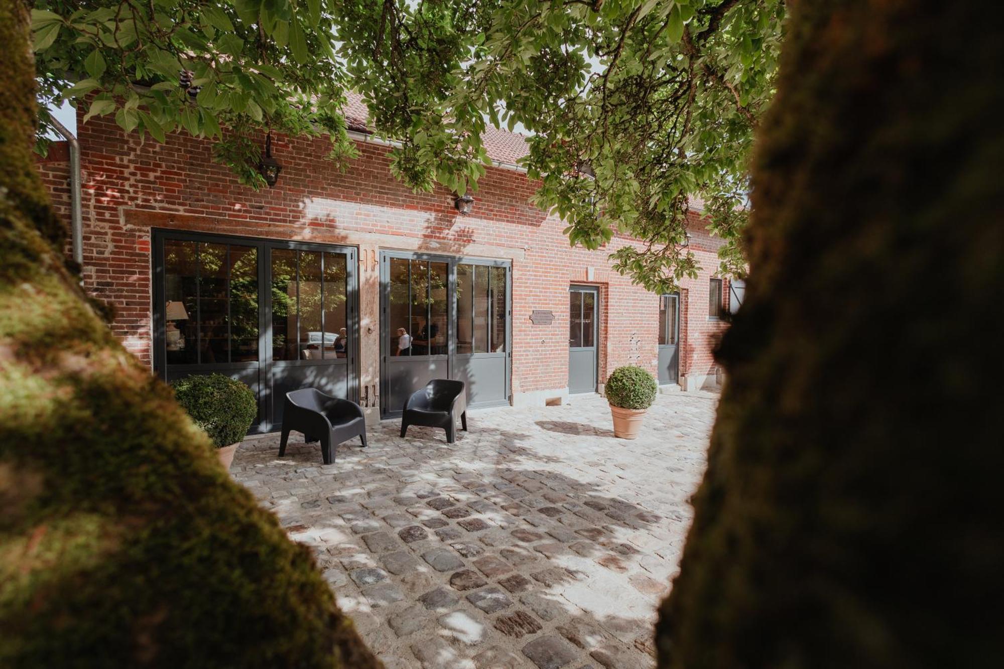 Bed and Breakfast L'Atelier Des Magnolias Aumont-en-Halatte Zewnętrze zdjęcie